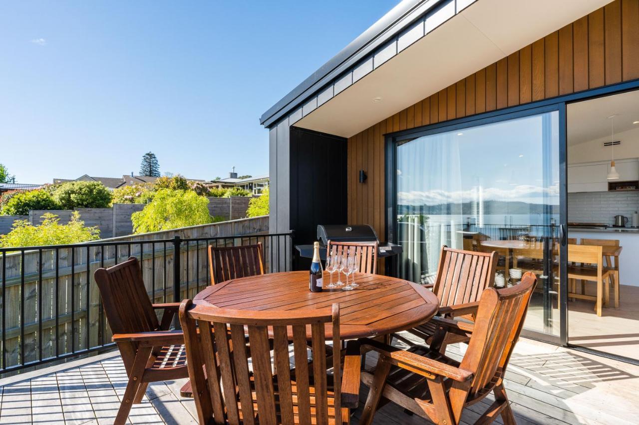 Lakeview Terrace - Taupo Holiday Home Екстериор снимка